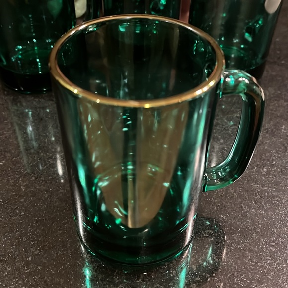 Vintage Emerald Green Mugs with Gold Trim - Libbey - Set of 4 - Picture 10 of 10